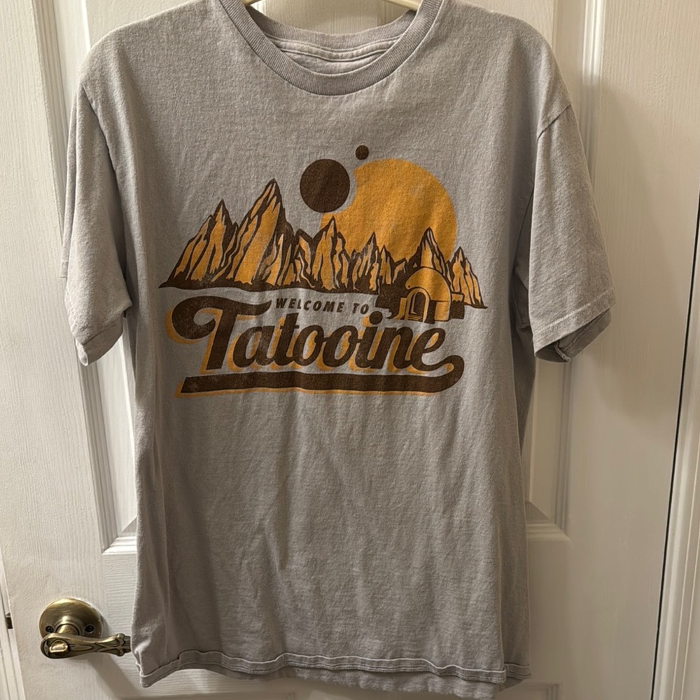 Gray T-Shirt with Tatooine Graphic